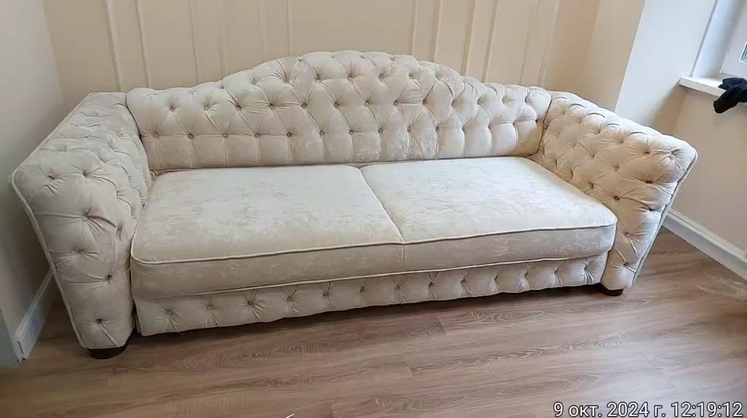 Обивка дивана. Александровск-Сахалинский